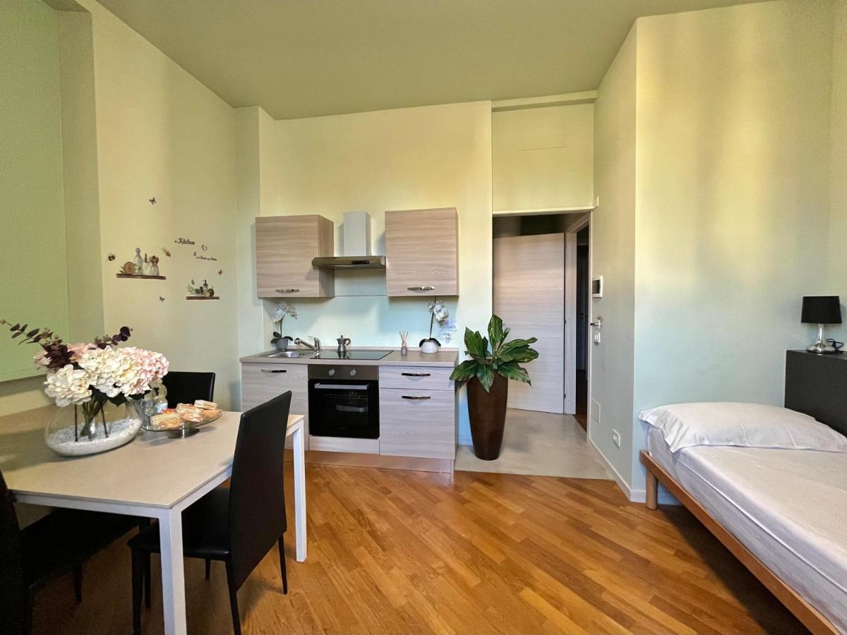 Villa Mirabilia - Vicino A Malpensa E Rho Fiera Gallarate Eksteriør bilde